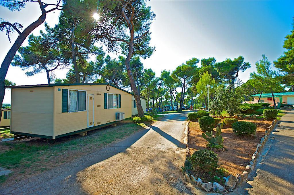 Arena Indije Mobile Homes Banjole Exterior foto